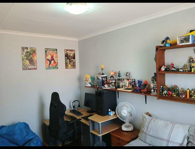 2 BEDROOM TOWNHOUSE FOR SALE IN ANNLIN